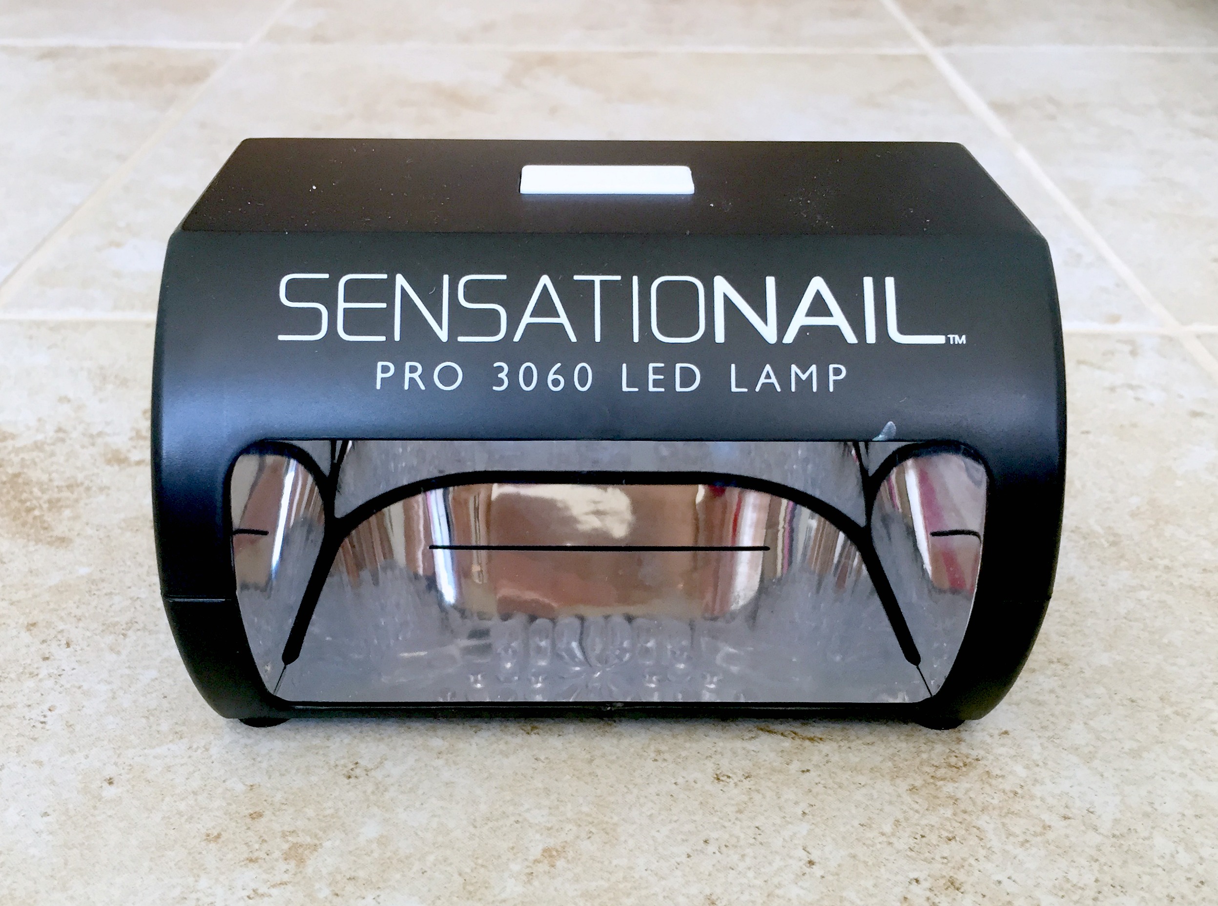 Try this gel polish hack for a long lasting manicure! Sensationail