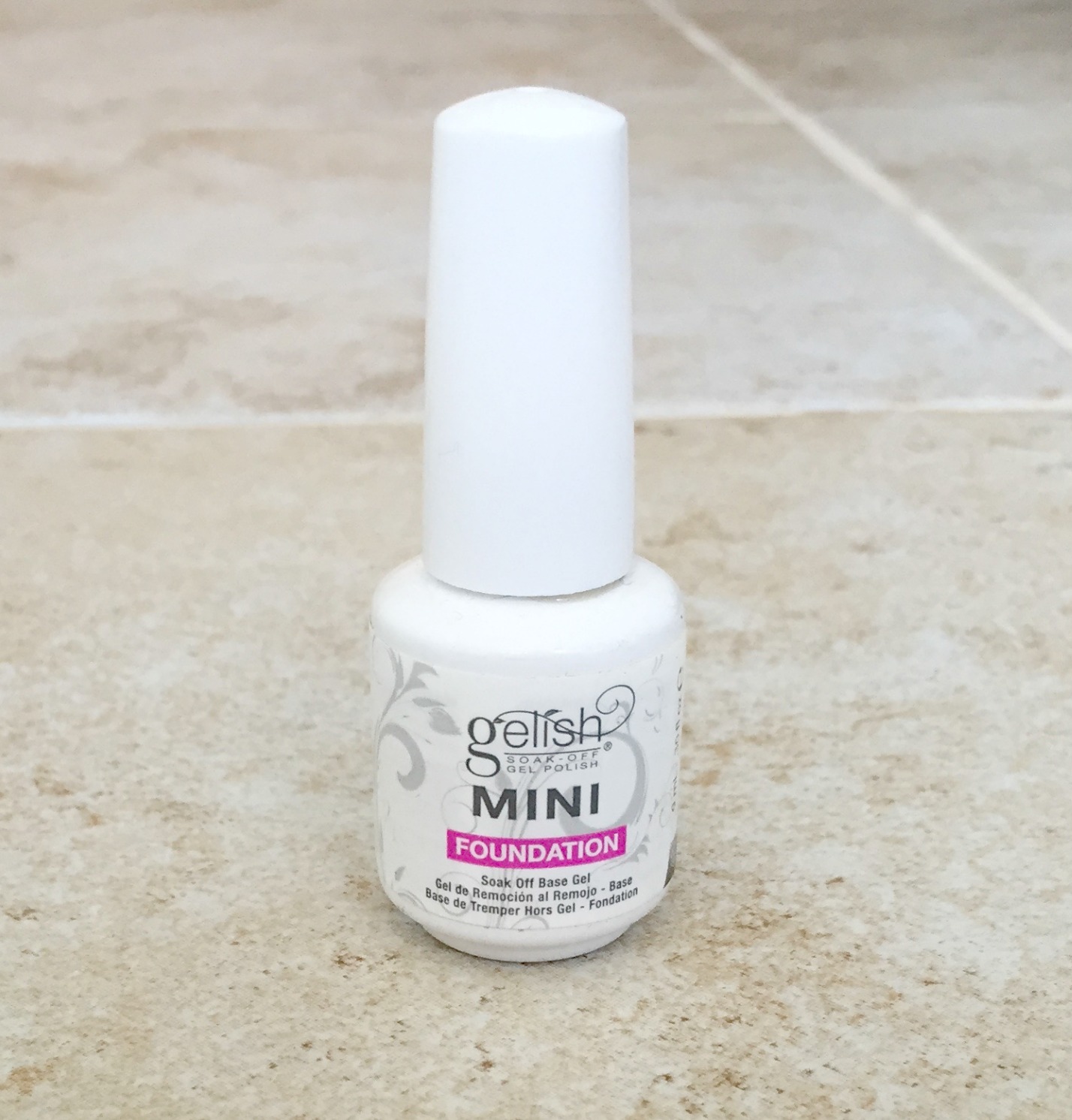Try this gel polish hack for a long lasting manicure! Sensational
