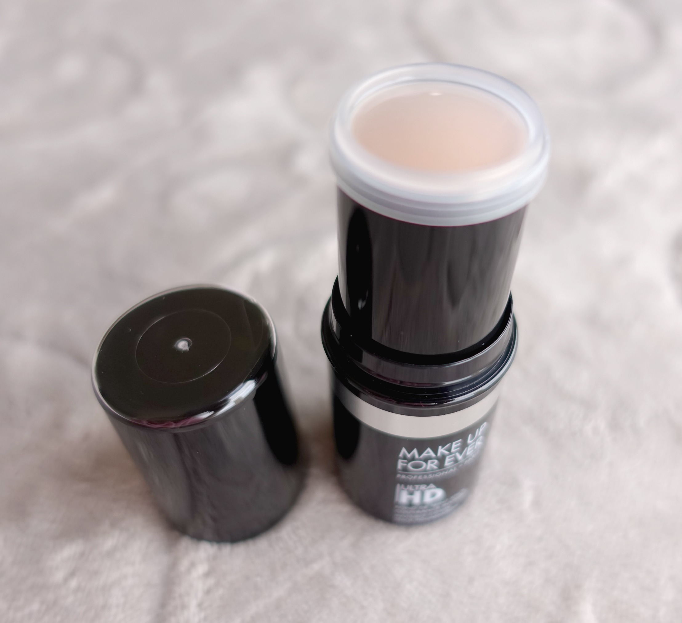 Make Up For Ever Ultra HD Stick Foundation Review 120=Y245